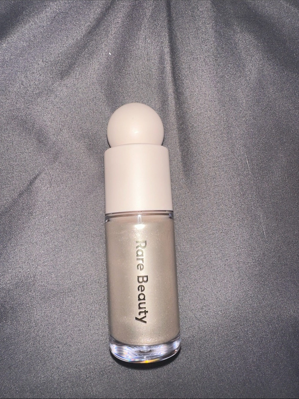 Rare Beauty Liquid Highlighter in Enlighten